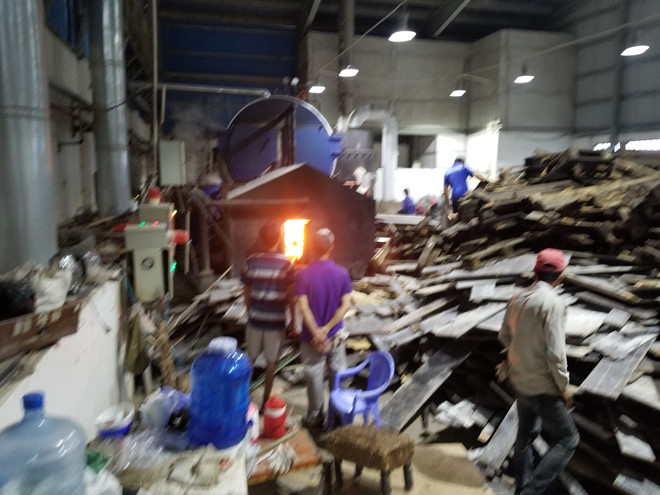 TP.HCM:[-]Bắt[-]quả[-]tang[-]Công[-]ty[-]Monarch[-]Laundry[-]xả[-]thải[-]ra[-]sông[-]Soài[-]Rạp